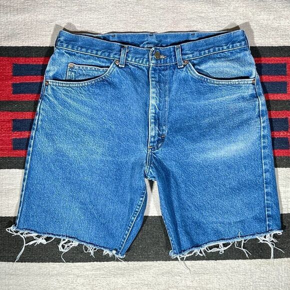 34w 80s Vintage Lee Cutoffs - Picture 4 of 10